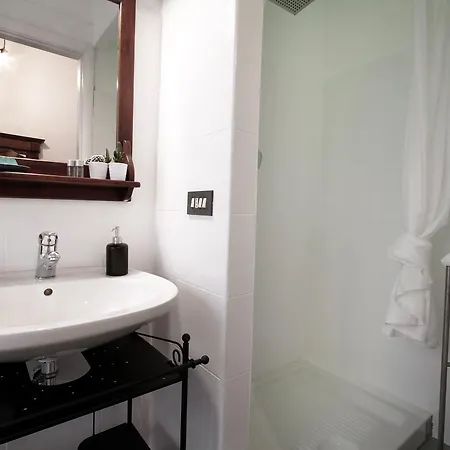 Pilar Bed & Breakfast *